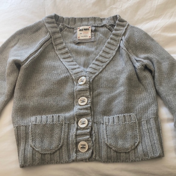 Cropped Sweater - Picture 4 of 4